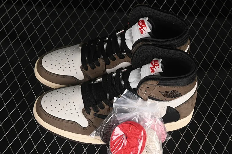 All Categories Air Jordan Jordan Series Basketball Shoes Air Jordan 1 High Pure Original Travis Scott x Air Jordan 1 High OG AJ1 Reverse Hook Limited Edition CD4487-100